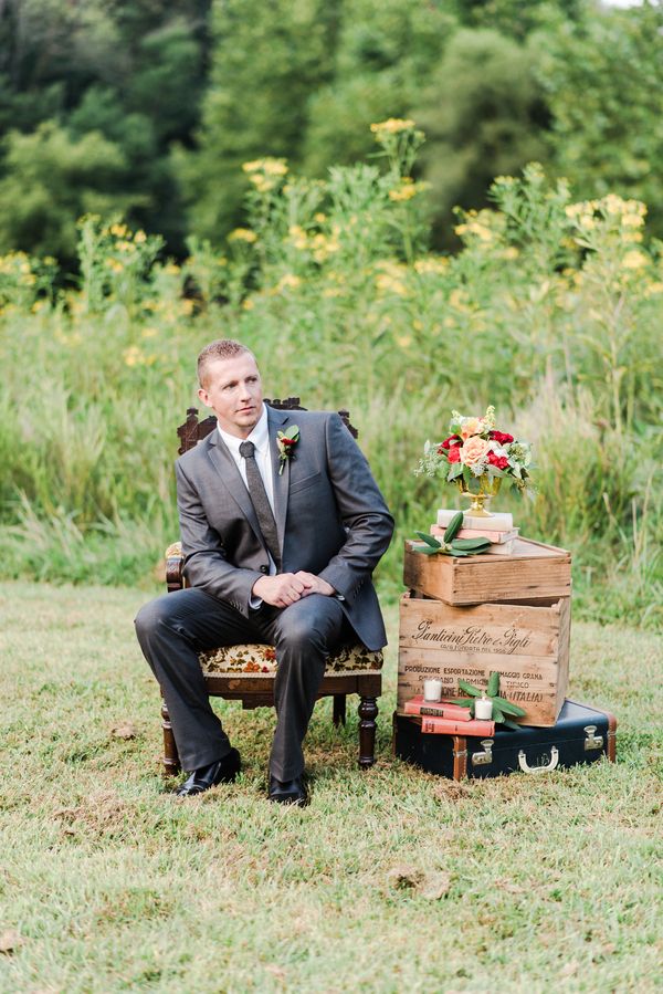  Romantic Lakeside Wedding Inspo in Burgundy & Gold