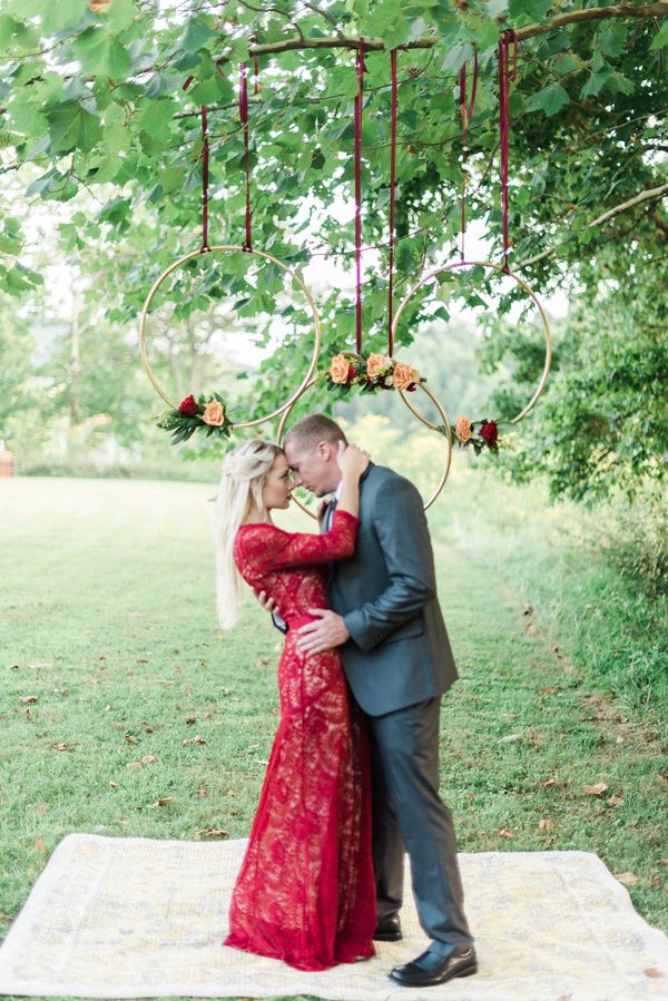  Romantic Lakeside Wedding Inspo in Burgundy & Gold