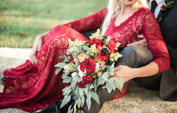  Romantic Lakeside Wedding Inspo in Burgundy & Gold