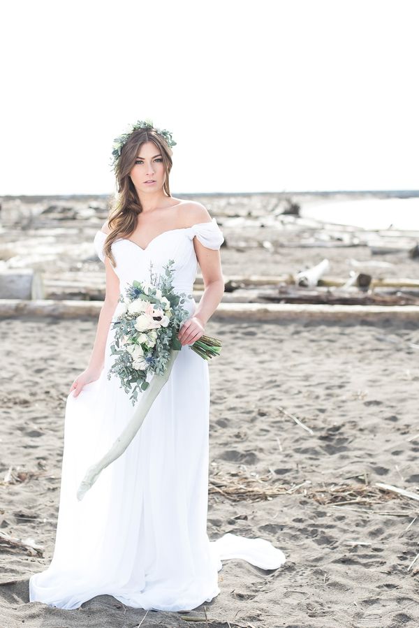  Romantic Oceanside Bridal Session at Iona Beach