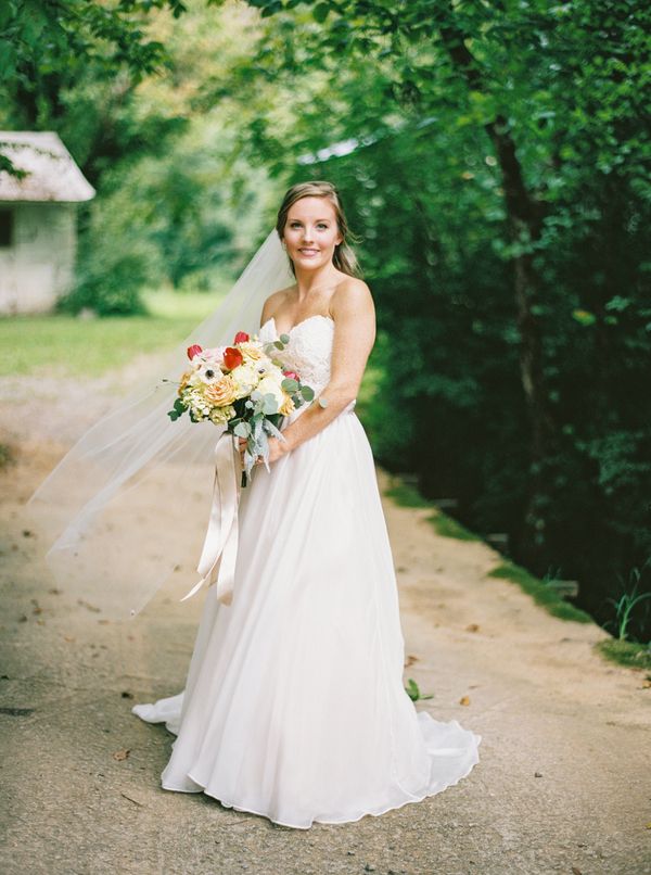  Summer Garden Wedding in Knoxville Tennessee