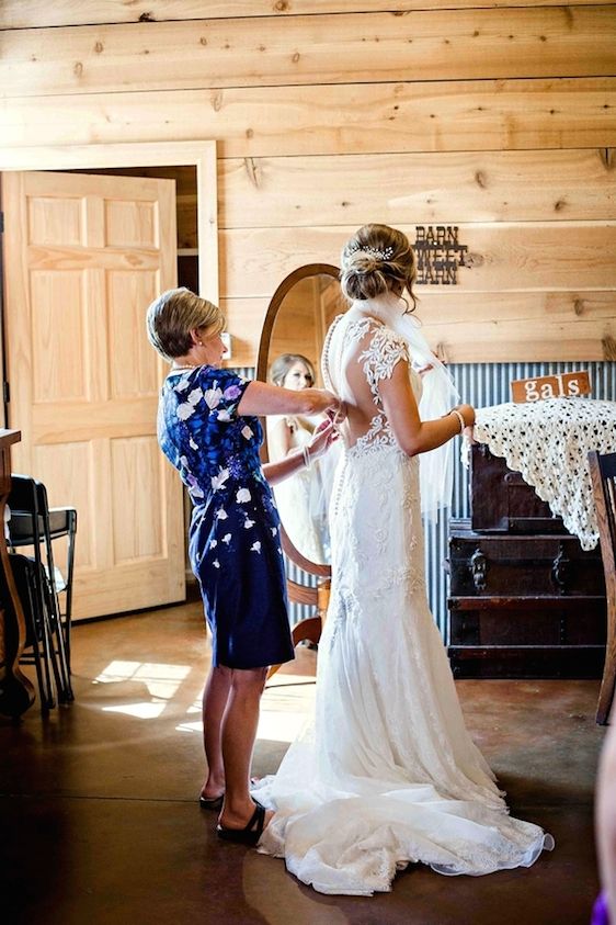  Real Wedding at The Barn at Stone Valley Plantation, Mandy Evans Photography