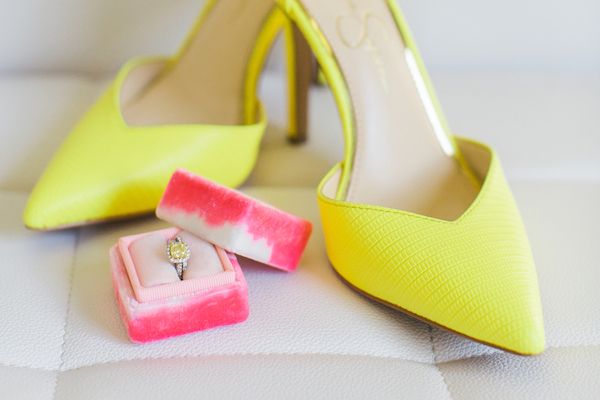  Neon Wedding Editorial With Modern Details