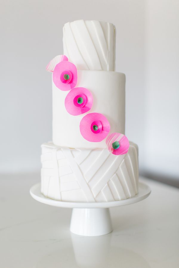  Neon Wedding Editorial With Modern Details