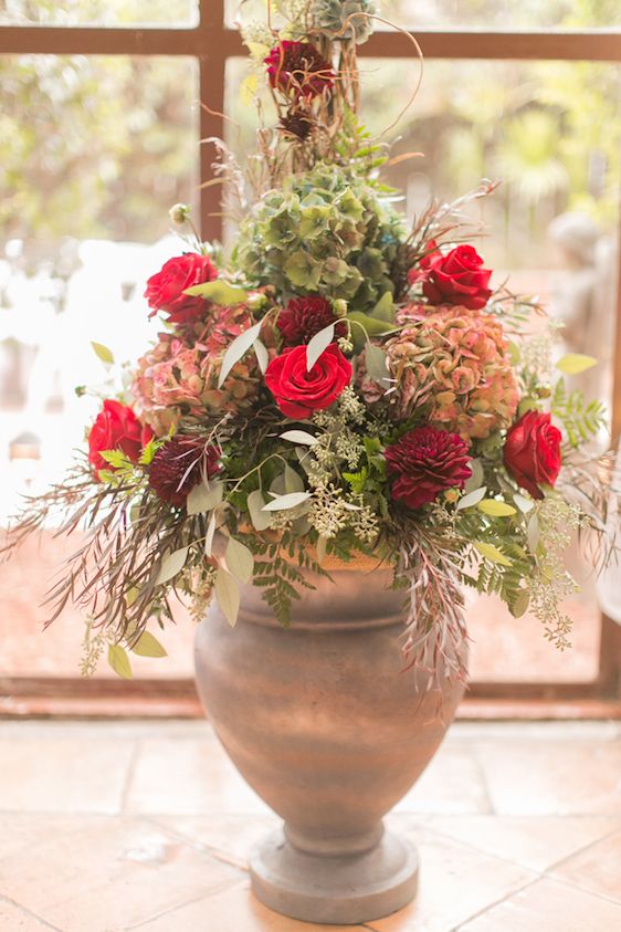  New Orleans Nuptials in the French Quarter, Photography by Arriola Wand Arte De Vie, florals by West Bank Florist