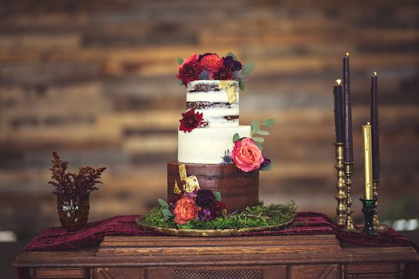  Moody Purples and Reds Galore in This Oklahoma Barn Shoot