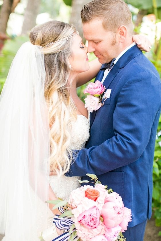  A Colorful Wedding in the Bahamas at Atlantis, Hope Taylor Photography