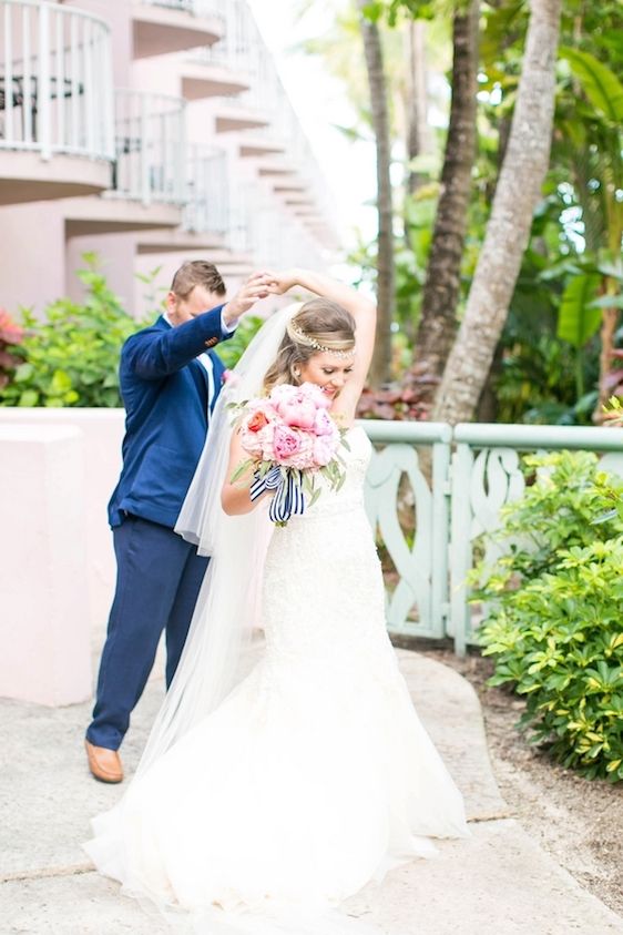  A Colorful Wedding in the Bahamas at Atlantis, Hope Taylor Photography