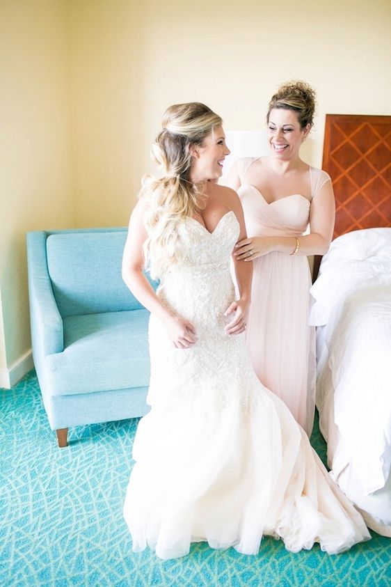  A Colorful Wedding in the Bahamas at Atlantis, Hope Taylor Photography