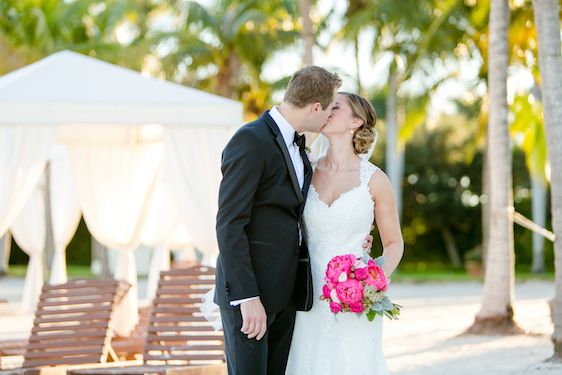  An Ombré Florida Beach Wedding, Set Free Photography