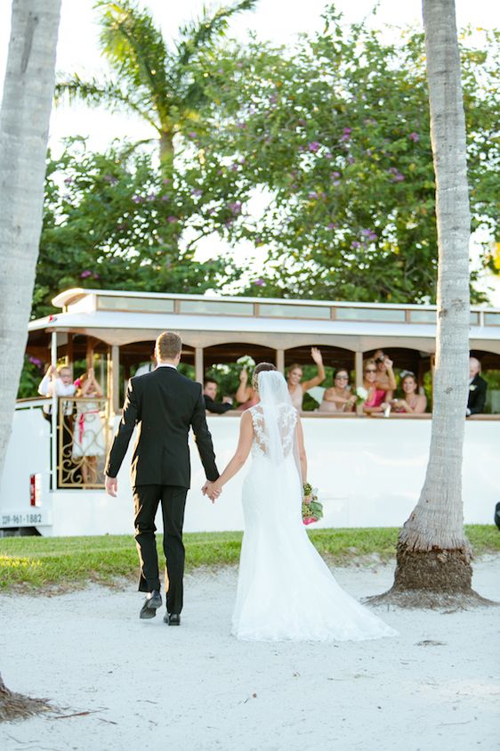  An Ombré Florida Beach Wedding, Set Free Photography