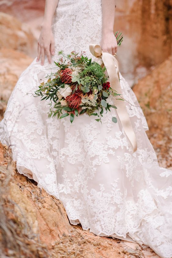  Wild West Wedding Inspiration, Rae Marshall Weddings, florals by Vintage Petals, Design by XHemstitch