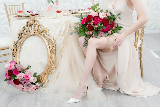  English Rose Inspired Editorial | The Bold + The Beautiful, Toast Events, Wedecor, Melanie Rebane Photography