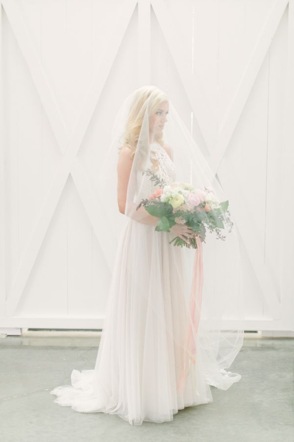  Dreamy Spring Bridals at The Farmhouse