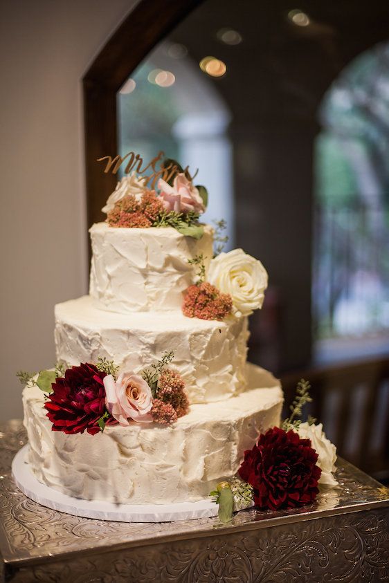  Blush & Burgundy: A Wedding in The Sonoma Vineyards, photos by Kathryn Rummel of Kreate Photography, florals by Bella Vita Event Productions