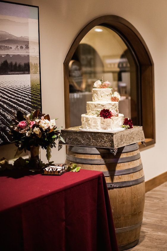  Blush & Burgundy: A Wedding in The Sonoma Vineyards, photos by Kathryn Rummel of Kreate Photography, florals by Bella Vita Event Productions