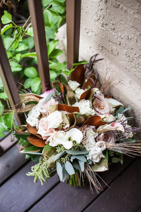  Blush & Burgundy: A Wedding in The Sonoma Vineyards, photos by Kathryn Rummel of Kreate Photography, florals by Bella Vita Event Productions