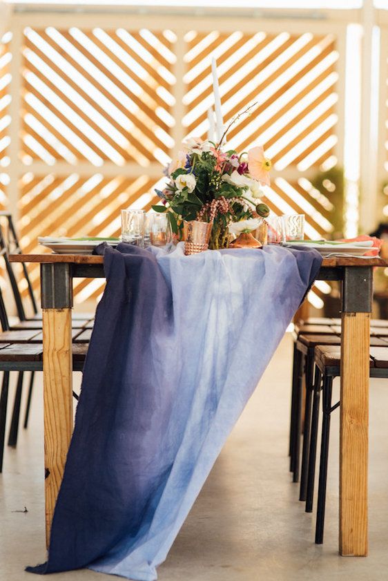  Daily Dose Of Color | Navy Blue + Rose Gold Wedding Fête, Modern Whimsy, Merveille Events, Caitlin McWeeney Photography