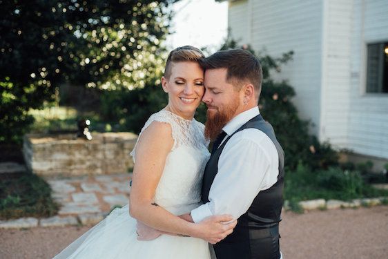  Daily Dose Of Color | Navy Blue + Rose Gold Wedding Fête, Modern Whimsy, Merveille Events, Caitlin McWeeney Photography