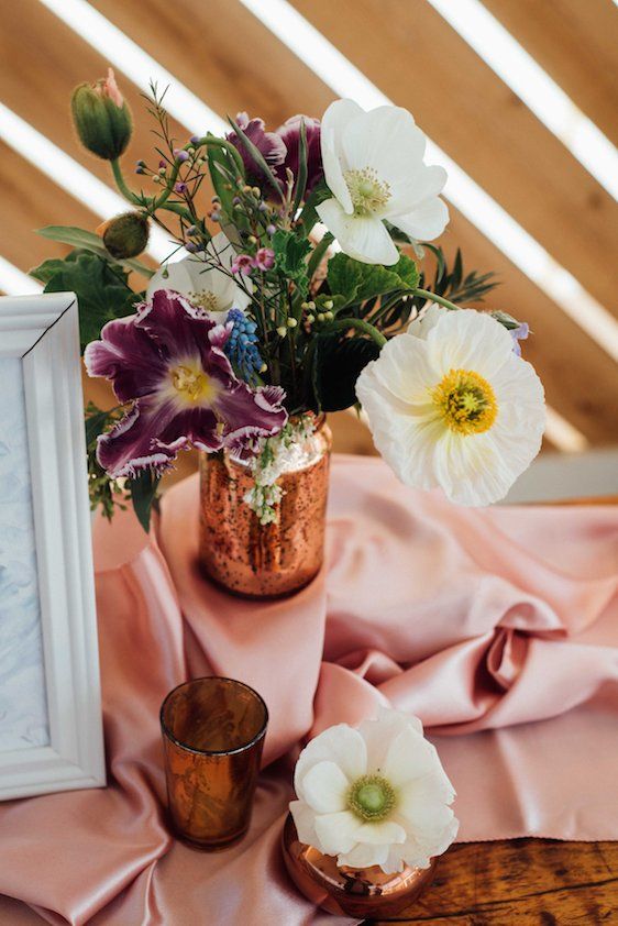  Daily Dose Of Color | Navy Blue + Rose Gold Wedding Fête, Modern Whimsy, Merveille Events, Caitlin McWeeney Photography