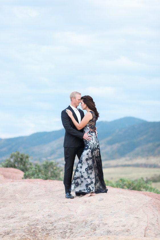  Modern and Textured Colorado Styled Elopement