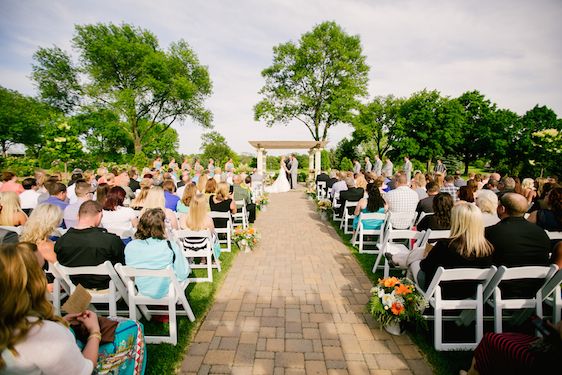  Real Wedding: Bright and Bold with Turquoise and Orange 