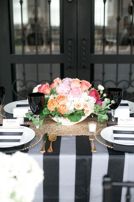 Modern Black and White Wedding with a Glam Twist 