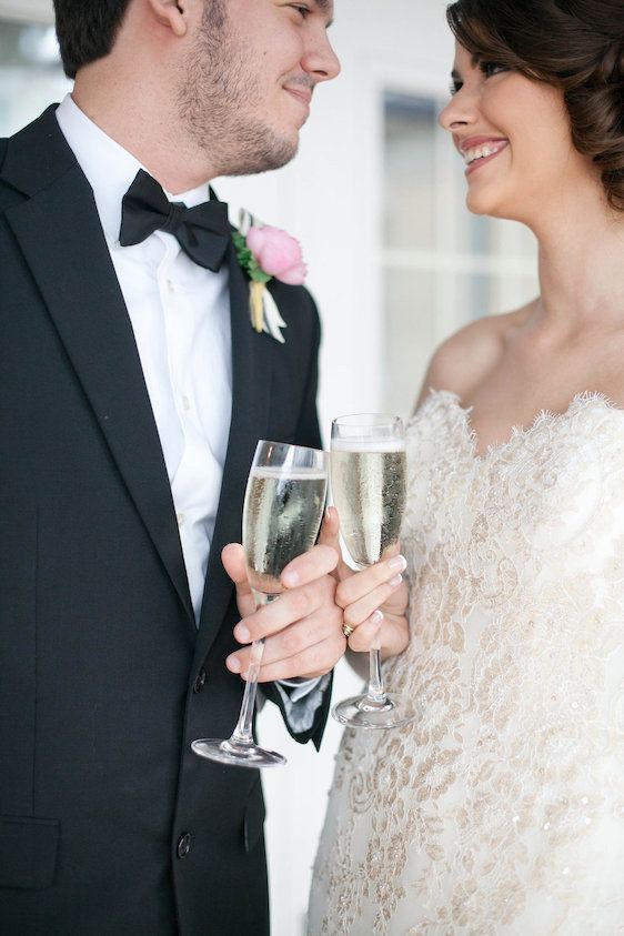 Modern Black and White Wedding with a Glam Twist 