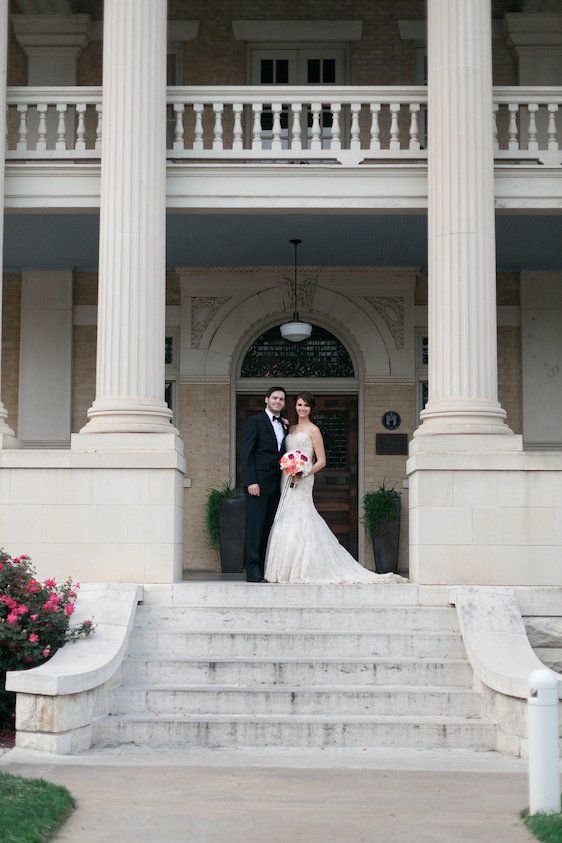 Modern Black and White Wedding with a Glam Twist 