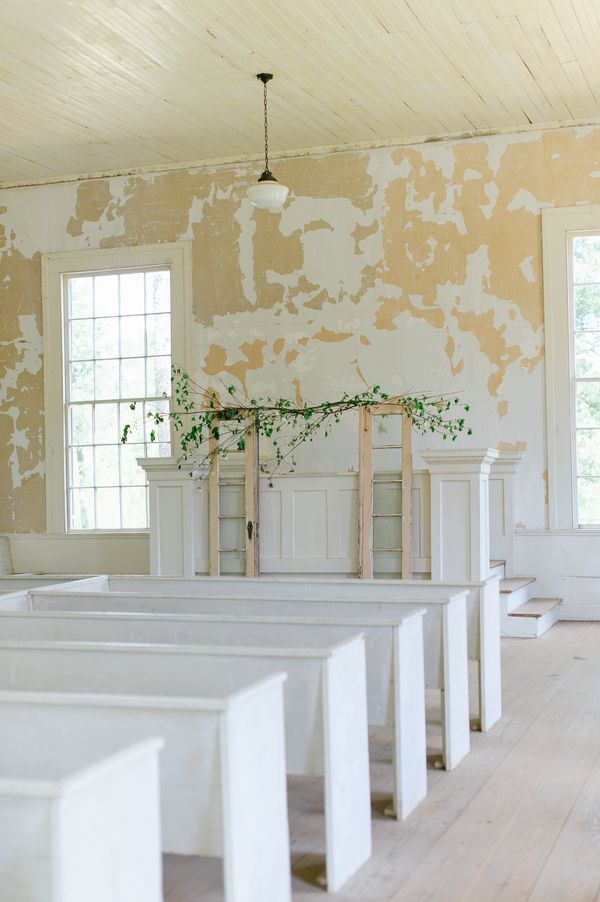 Minimal + Organic Styled Shoot