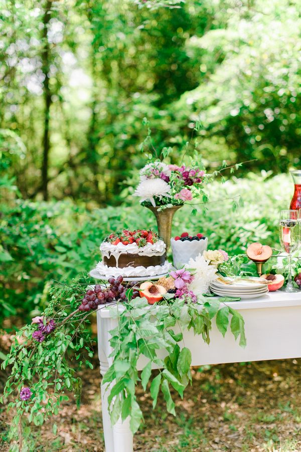 Minimal + Organic Styled Shoot