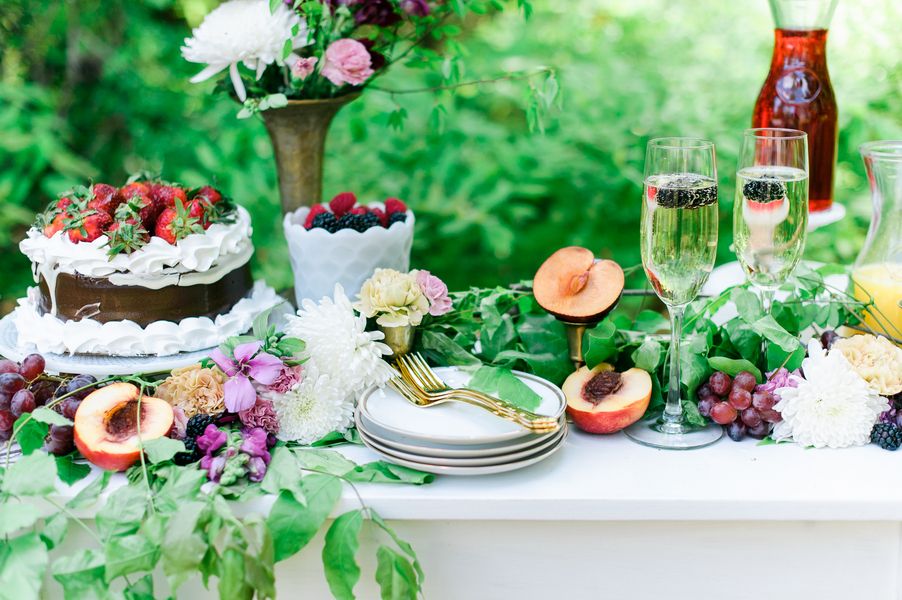 Minimal + Organic Styled Shoot