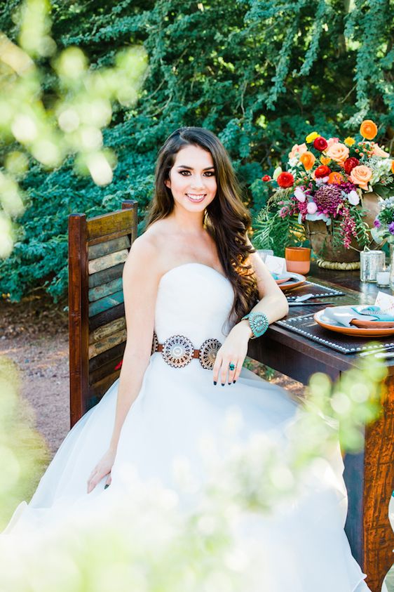 Southwestern Boho Styled Shoot with Pretty Pops of Color - www.theperfectpalette.com - Rachael Koscica Photography, Juli Vaughn Designs