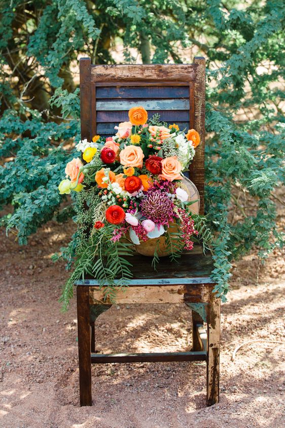 Southwestern Boho Styled Shoot with Pretty Pops of Color - www.theperfectpalette.com - Rachael Koscica Photography, Juli Vaughn Designs