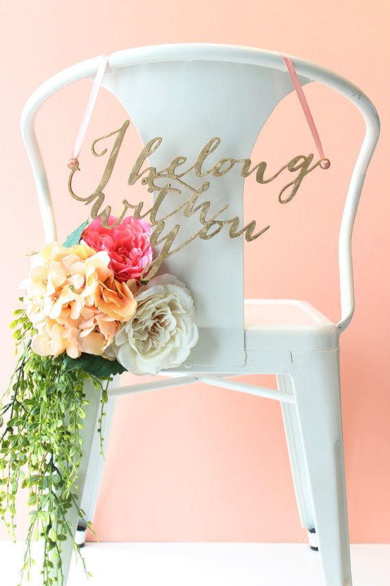 Welcome to the Weekend! Friday Link Love! www.theperfectpalette.com - Color Ideas for Weddings + Parties