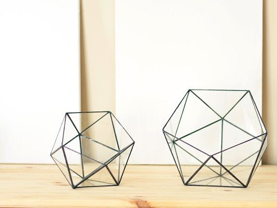 Handmade Geometric Terrariums by Waen - www.theperfectpalette.com - Wedding + Event Design