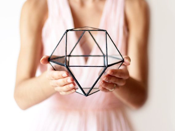 Handmade Geometric Terrariums by Waen - www.theperfectpalette.com - Wedding + Event Design