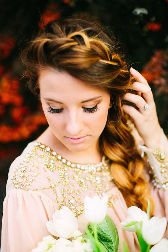 Spring Inspired Bridal Session - www.theperfectpalette.com - Christine Barlow Photography 