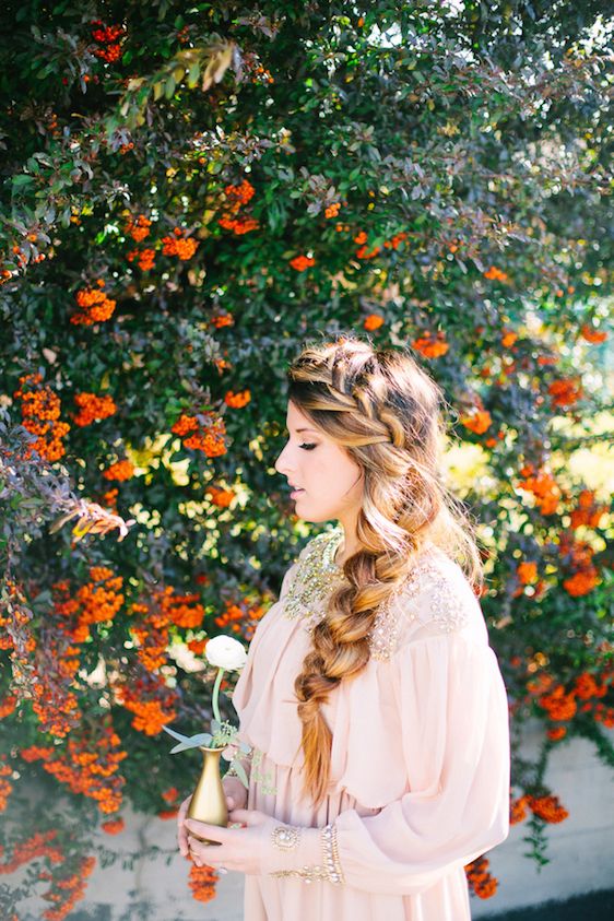 Spring Inspired Bridal Session - www.theperfectpalette.com - Christine Barlow Photography 
