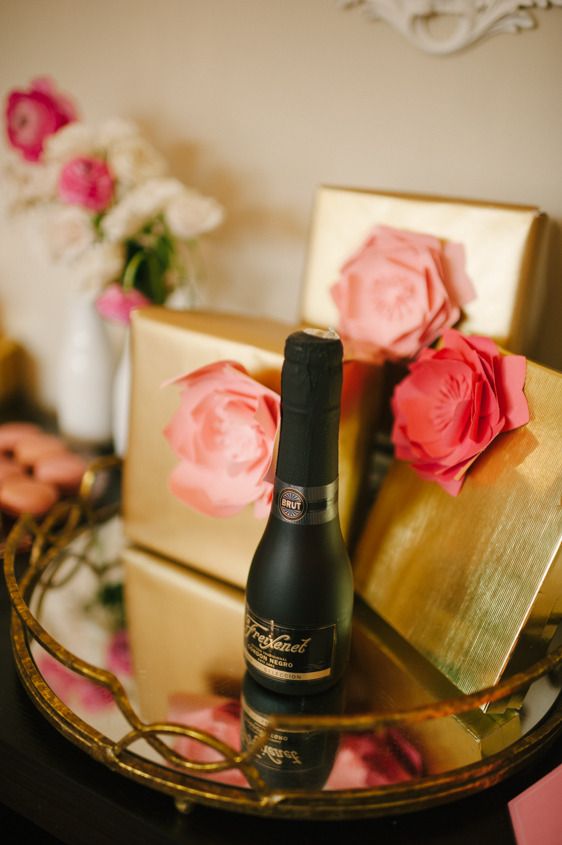 Pop, Fizz, Clink! Bridal Shower Inspiration - www.theperfectpalette.com - Design + Styling by The Perfect Palette, Lauren Rae Photography