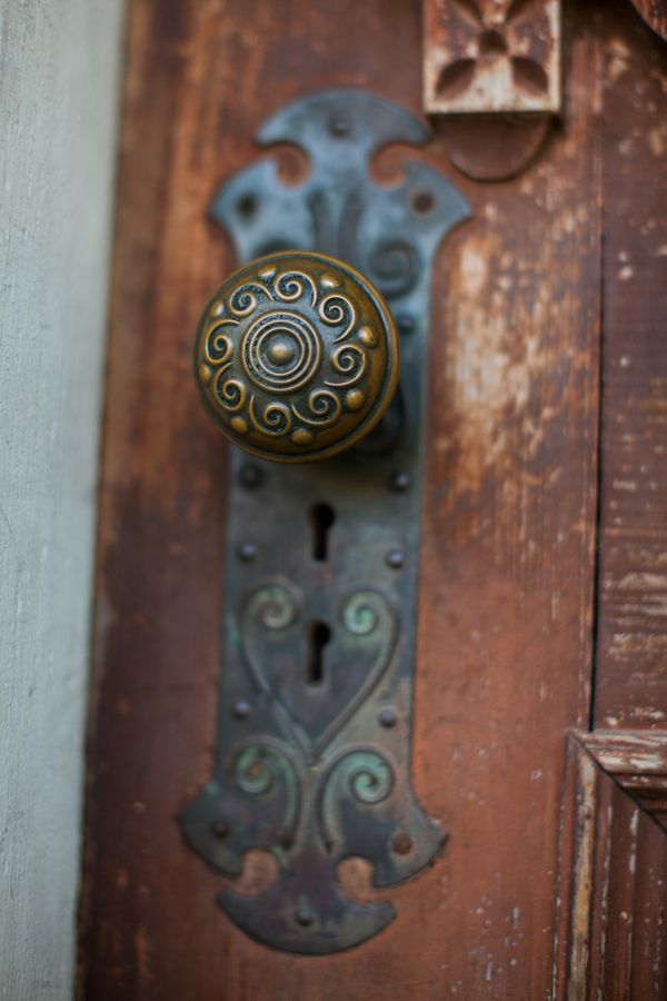 Mint Wedding at Barr Mansion | Shannon and Sean - www.theperfectpalette.com - Debra Gulbas Photography, Blackbird Floral