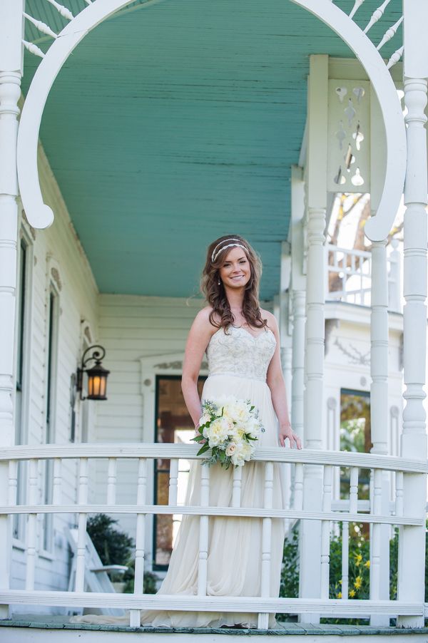 Mint Wedding at Barr Mansion | Shannon and Sean - www.theperfectpalette.com - Debra Gulbas Photography, Blackbird Floral