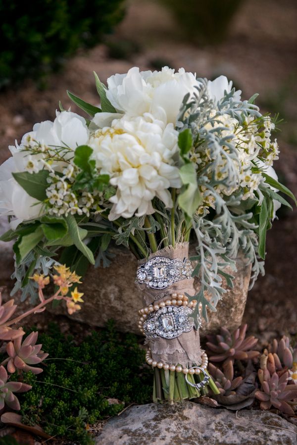 Mint Wedding at Barr Mansion | Shannon and Sean - www.theperfectpalette.com - Debra Gulbas Photography, Blackbird Floral