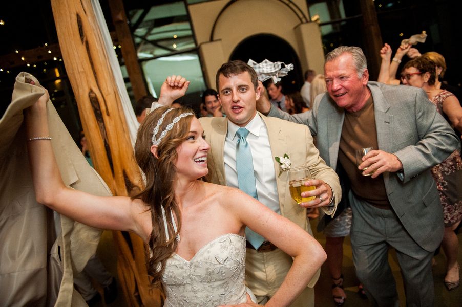 Mint Wedding at Barr Mansion | Shannon and Sean - www.theperfectpalette.com - Debra Gulbas Photography, Blackbird Floral