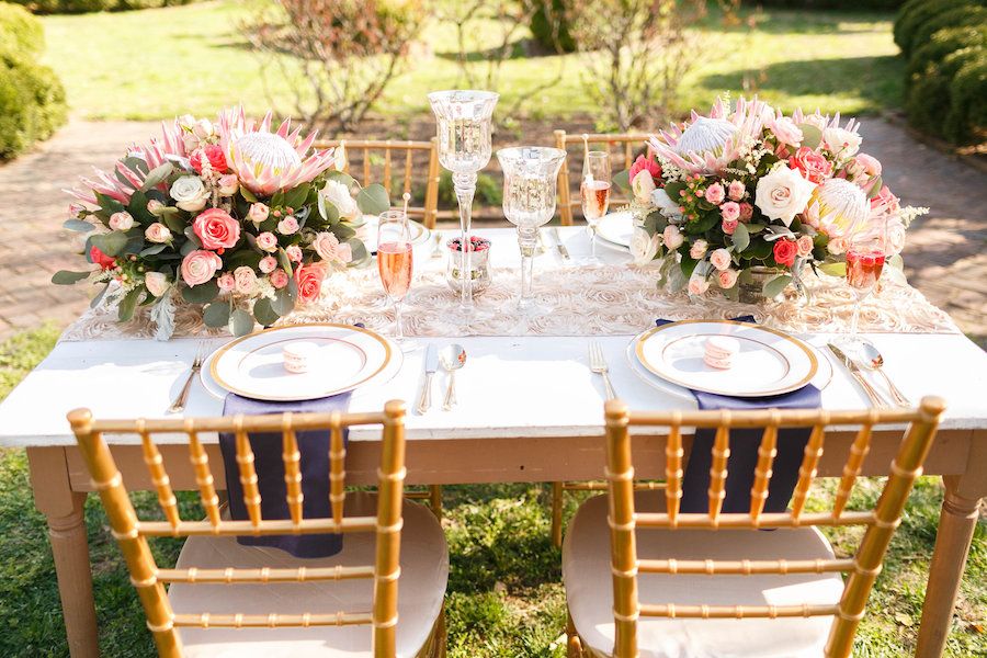 Navy Blue and Pink Wedding Inspiration - www.theperfectpalette.com - V. A. Photography, SBH Events, Floratouch