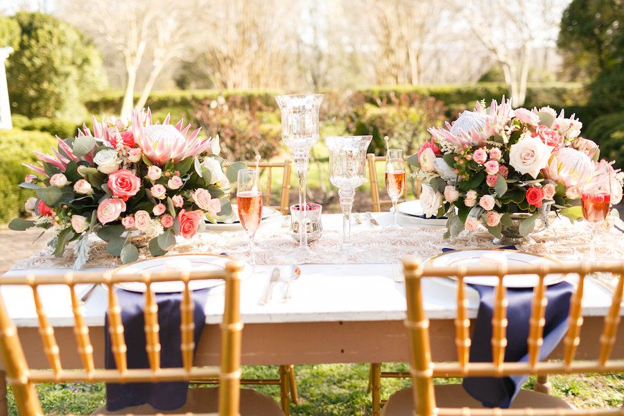 Navy Blue and Pink Wedding Inspiration - www.theperfectpalette.com - V. A. Photography, SBH Events, Floratouch