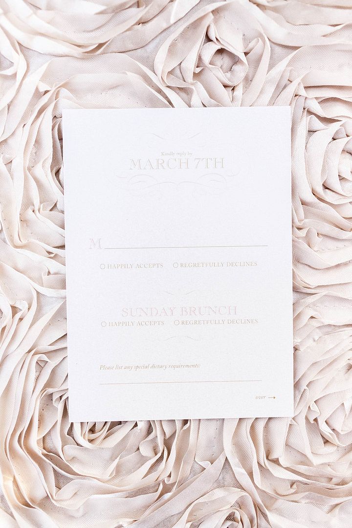 Navy Blue and Pink Wedding Inspiration - www.theperfectpalette.com - V. A. Photography, SBH Events, Floratouch