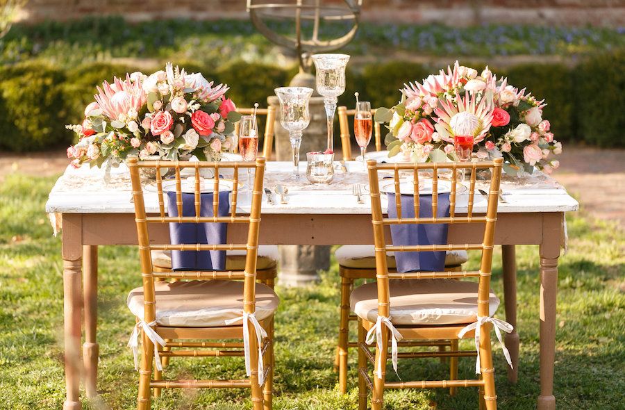 Navy Blue and Pink Wedding Inspiration - www.theperfectpalette.com - V. A. Photography, SBH Events, Floratouch