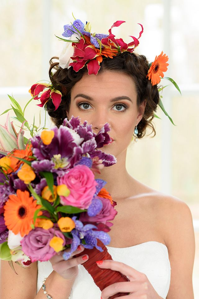 Cinco De May Wedding Inspiration - www.theperfectpalette.com - Color Ideas for Weddings and Parties!