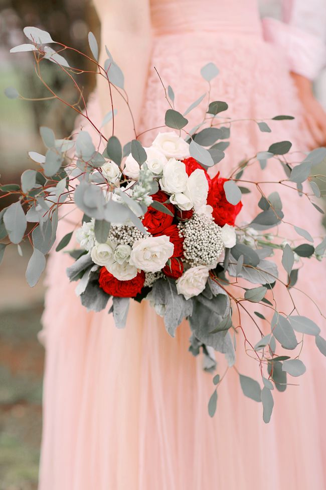 Notebook Inspired Wedding Inspiration - www.theperfectpalette.com - Photography by Gema!